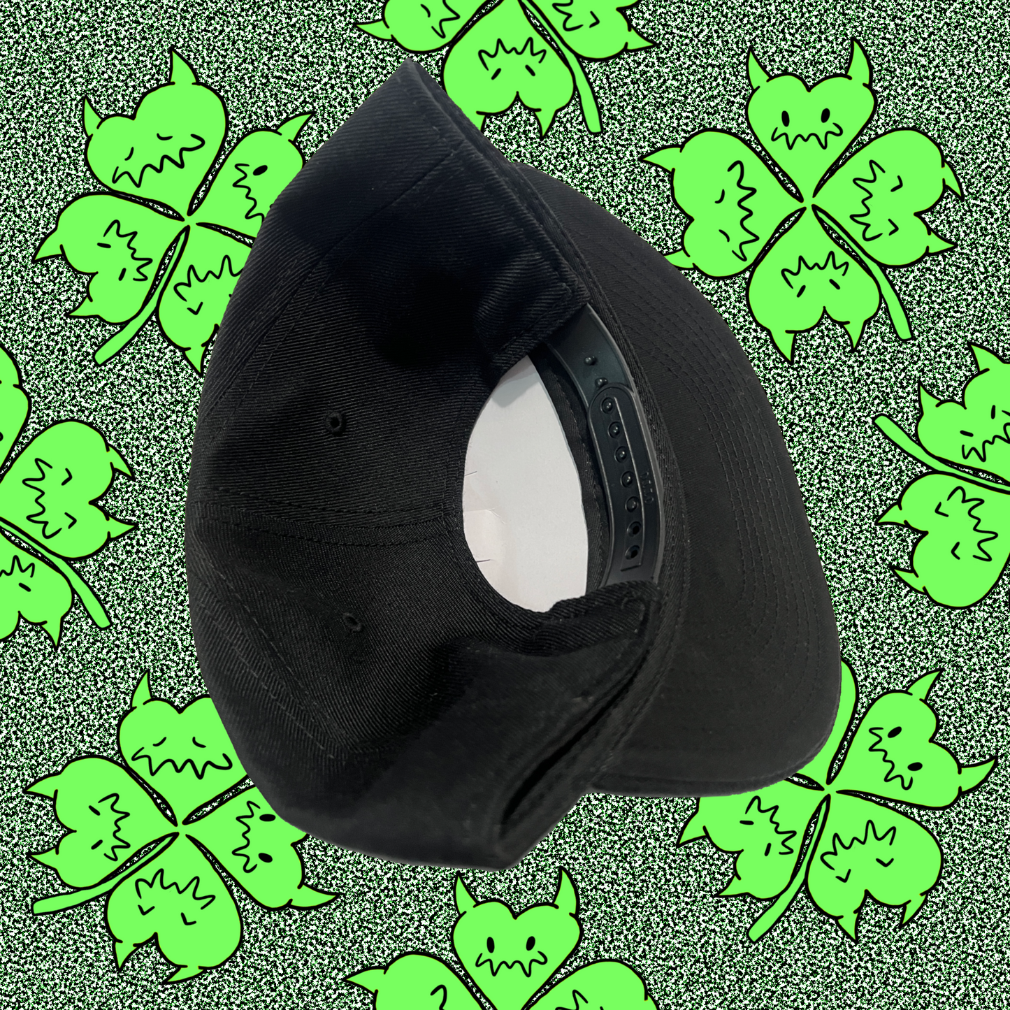 4 Leaf Bezel Clover (SnapBack)